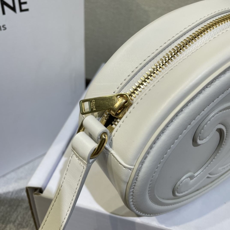 Ce1i*e triomphe bags